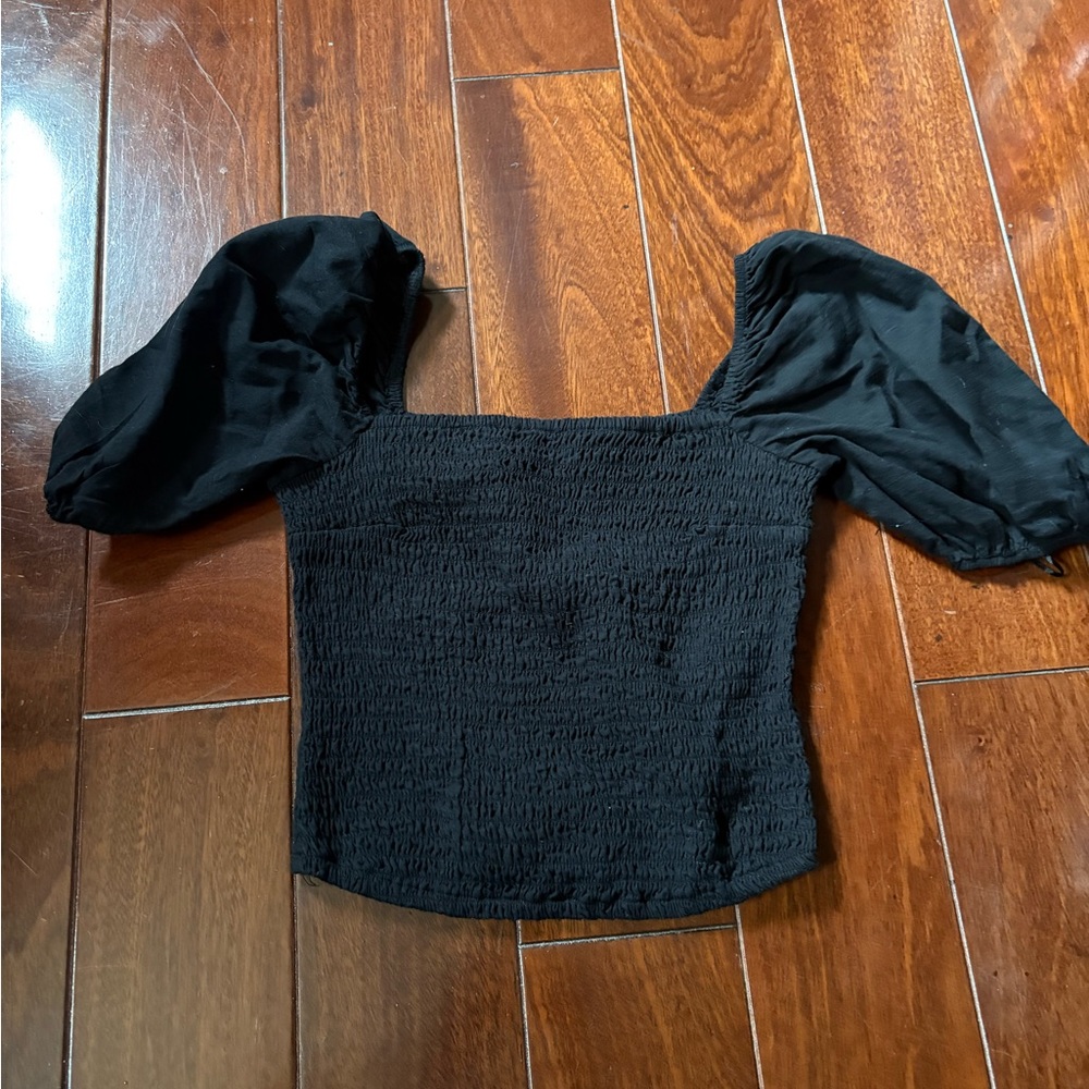 Abercrombie & Fitch Black Smocked Puff-Sleeve Top